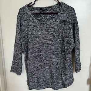 Grey knit long sleeve sweater